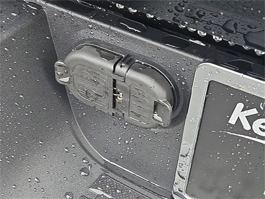 New 2025 Toyota Tacoma SR5 Truck Double Cab