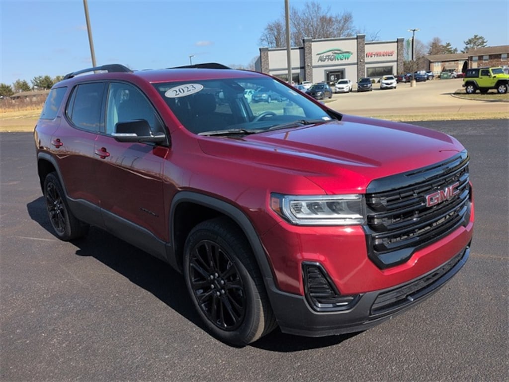 Used 2023 GMC Acadia SLE SUV