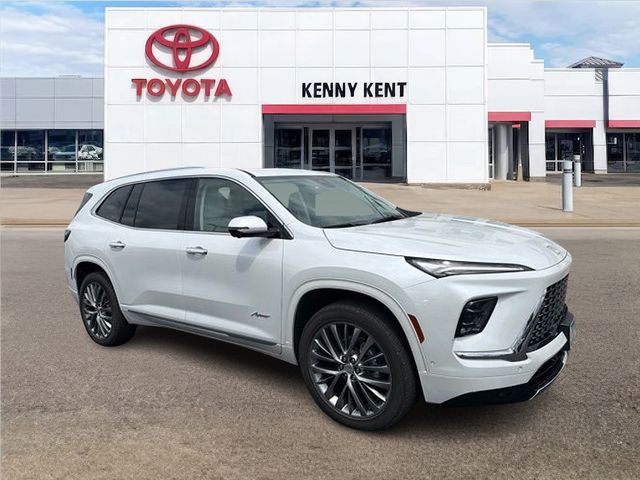 White Frost Tricoat 2025 Buick Enclave SUV / Crossover Front-Wheel Drive 8-Speed Automatic