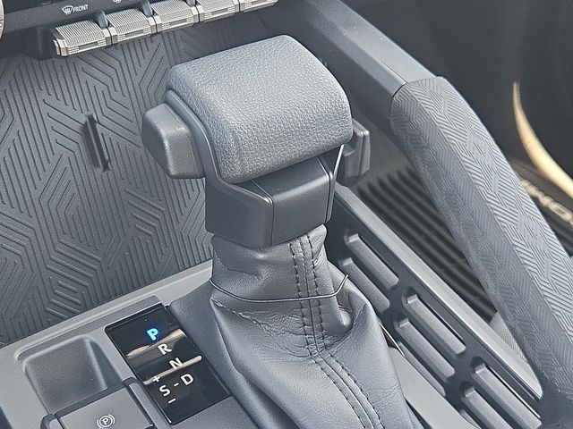 2026 Toyota Tacoma SR5 - Photo 20