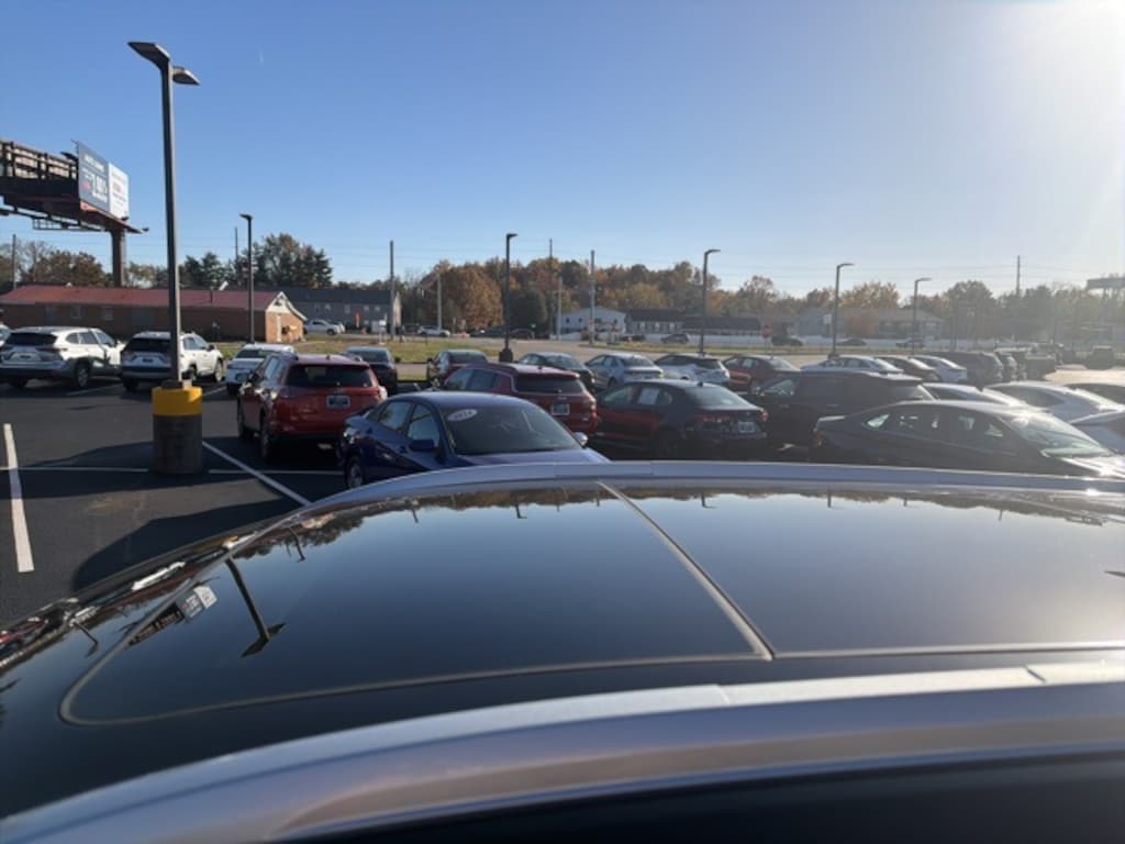 Used 2023 Nissan Rogue SL SUV