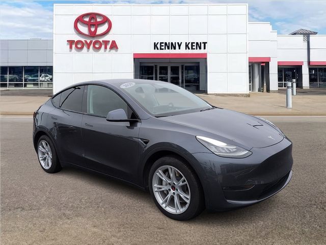 2020 Tesla Model Y Long Range Dual Motor All-Wheel Drive's photo