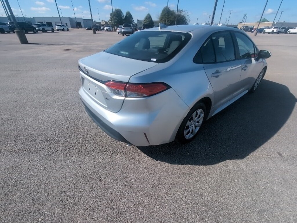 Used 2024 Toyota Corolla LE Sedan