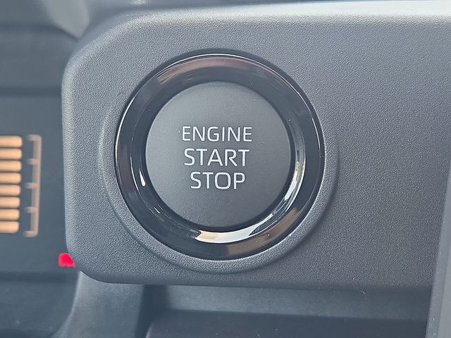 2026 Toyota Tacoma SR5 - Photo 22