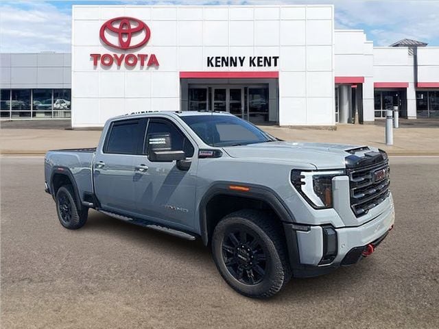 2024 GMC Sierra 4WD Crew Cab Standard Box AT4's photo