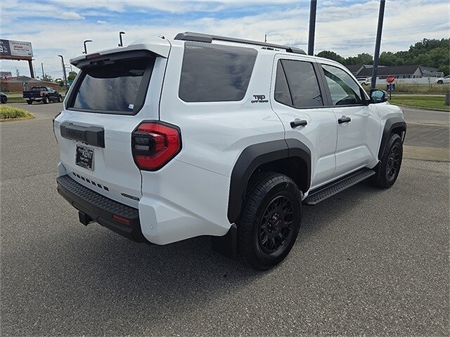 2025 Toyota 4Runner TRD photo 3