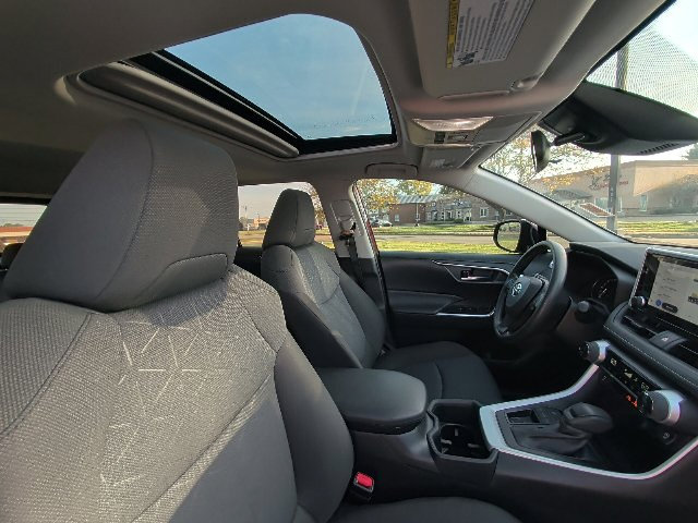Used 2025 Toyota RAV4 XLE SUV