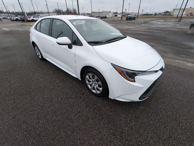 2025 Toyota Corolla LE Sedan