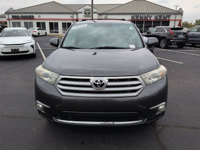 Used 2012 Toyota Highlander SE with VIN 5TDBK3EH4CS155610 for sale in Evansville, IN