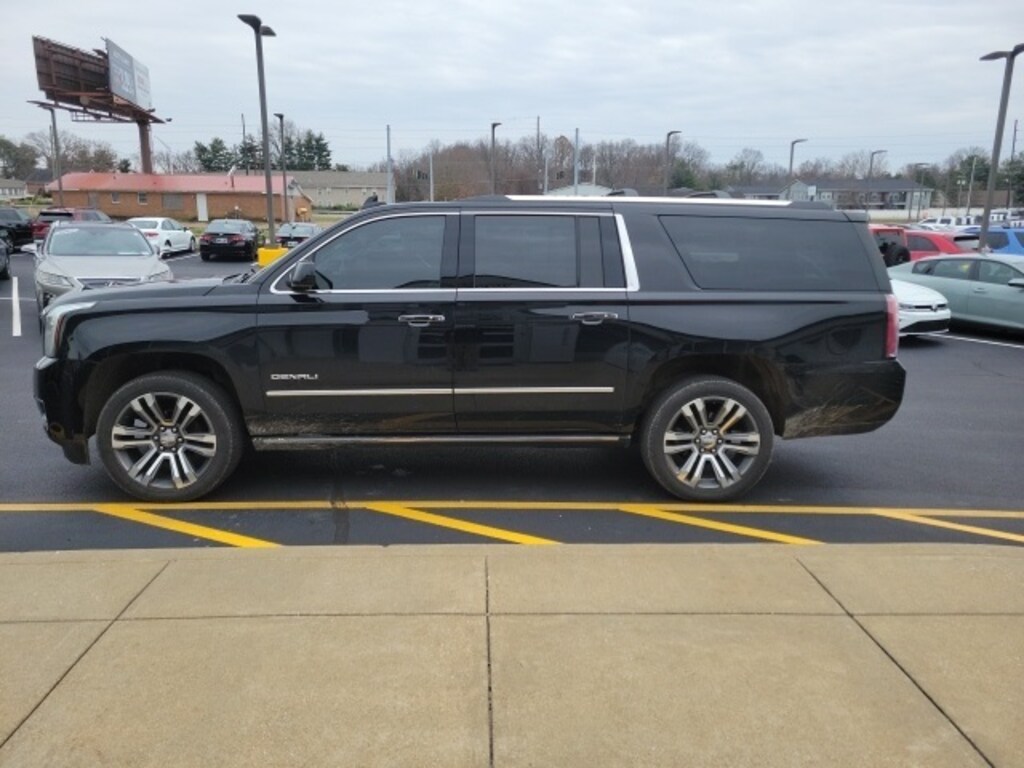 Used 2020 GMC Yukon XL Denali SUV