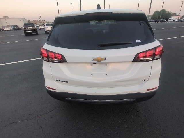 2022 Chevrolet Equinox LT photo 4
