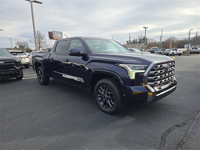 2026 Toyota Tundra Platinum's photo