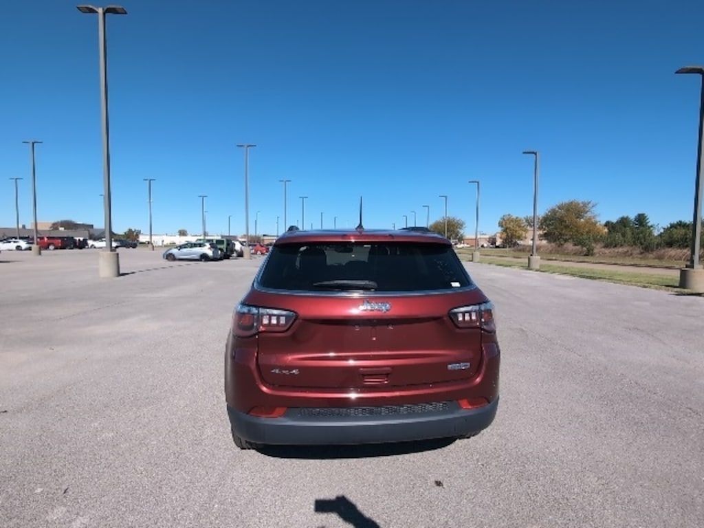 Used 2021 Jeep Compass Latitude SUV