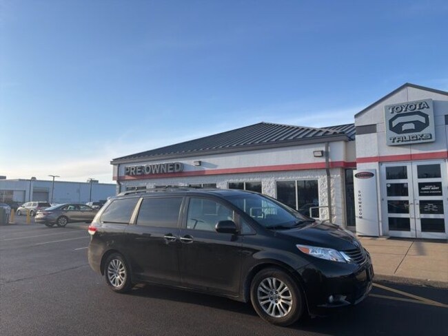 2014 Toyota Sienna XLE Van
