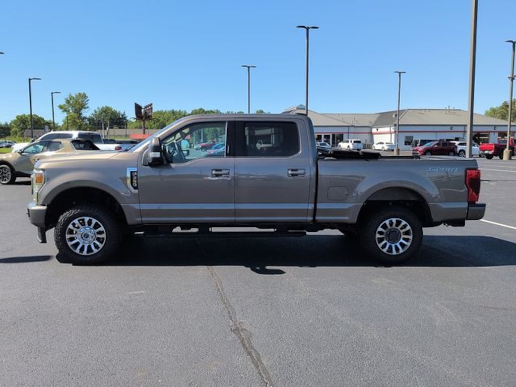 Used 2022 Ford F-350 Lariat Truck Crew Cab