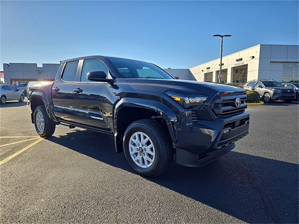 New 2025 Toyota Tacoma SR5 Truck Double Cab