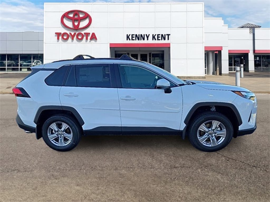 New 2025 Toyota RAV4 XLE SUV