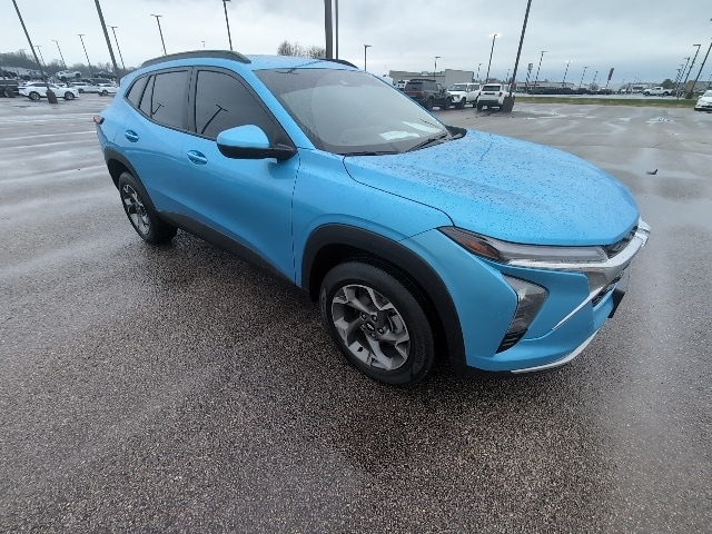 2025 Chevrolet Trax LT's photo