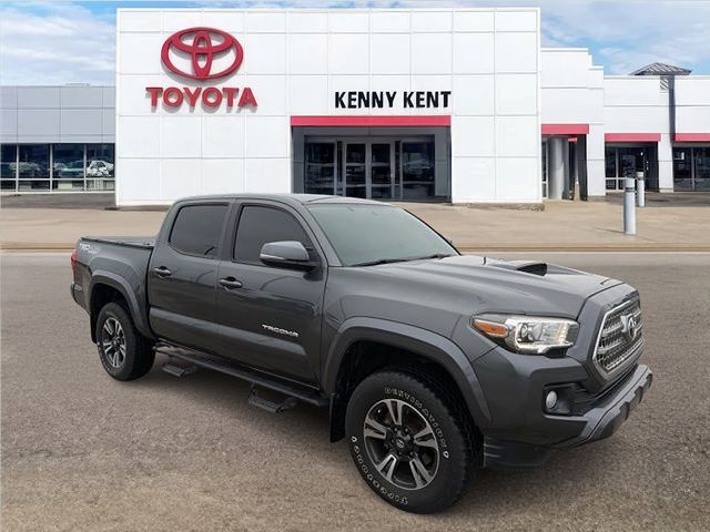 2017 Toyota Tacoma TRD Sport V6 Double Cab 4WD