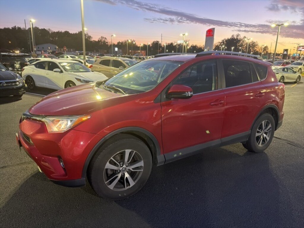 Used 2017 Toyota RAV4 XLE SUV