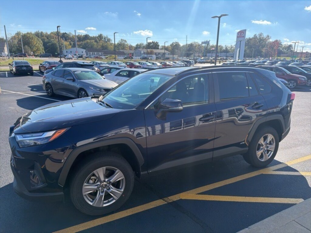Used 2022 Toyota RAV4 Hybrid XLE SUV