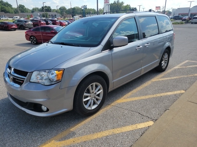 Used 2019 Dodge Grand Caravan SXT with VIN 2C4RDGCG2KR519153 for sale in Evansville, IN