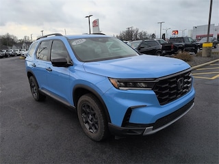 2025 Honda Pilot TrailSport SUV