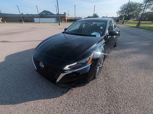 2025 Nissan Altima SV - Photo 11