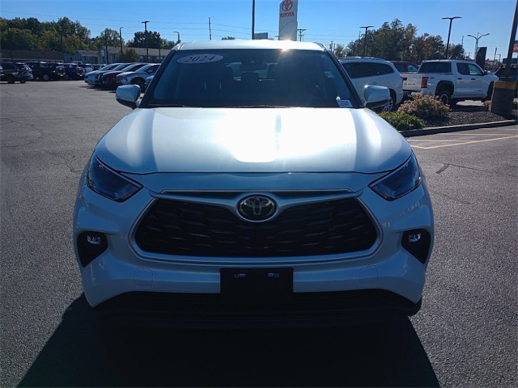 Certified 2024 Toyota Highlander LE SUV