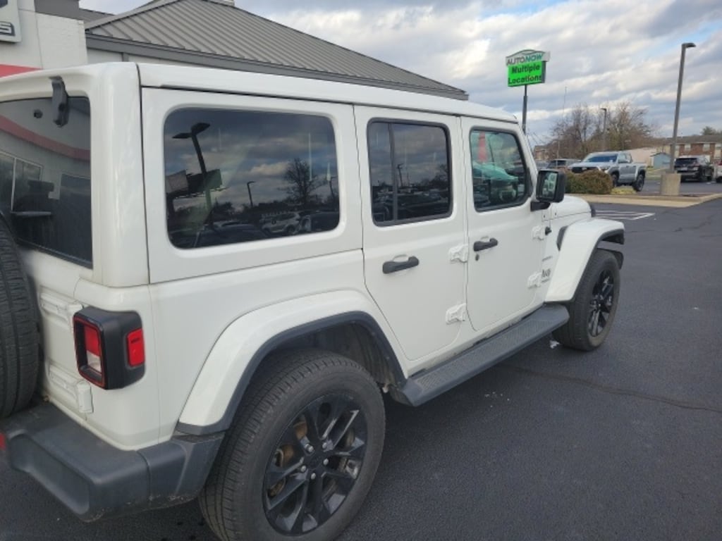 Used 2020 Jeep Wrangler Unlimited Sahara SUV