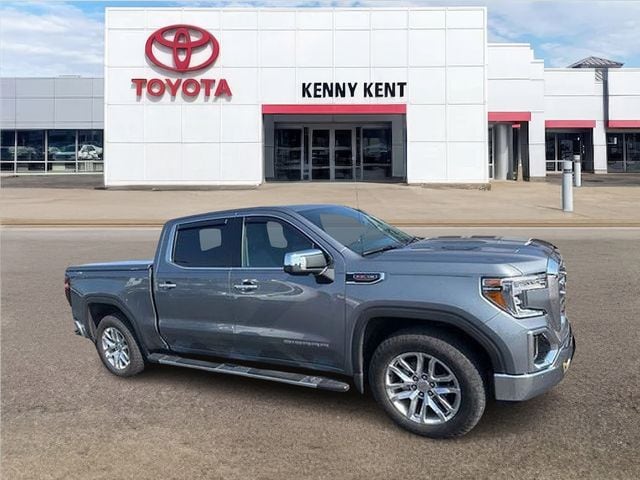 2022 GMC Sierra 4WD Crew Cab Short Box SLT's photo
