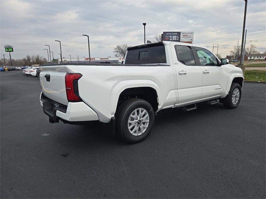 New 2025 Toyota Tacoma SR5 Truck Double Cab