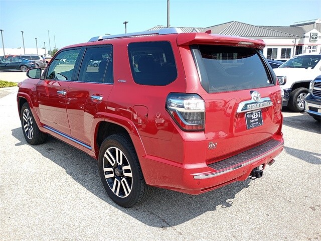 2023 Toyota 4Runner Limited photo 3
