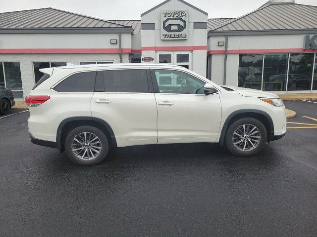Used 2018 Toyota Highlander XLE SUV