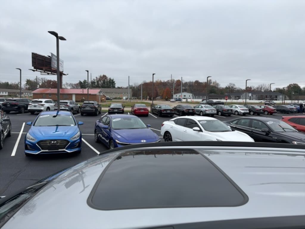 Used 2021 Toyota RAV4 XLE SUV