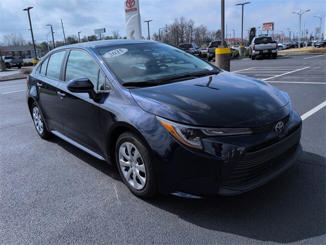 2025 Toyota Corolla LE Sedan