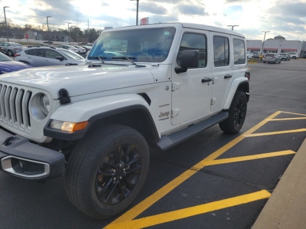 Used 2020 Jeep Wrangler Unlimited Sahara SUV