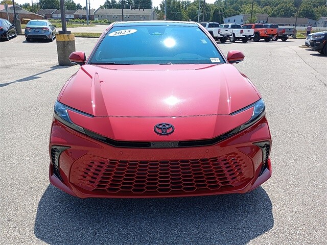 2025 Toyota Camry XSE photo 2