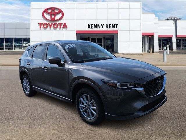 2025 Mazda CX-5 S Preferred package Auto AWD's photo