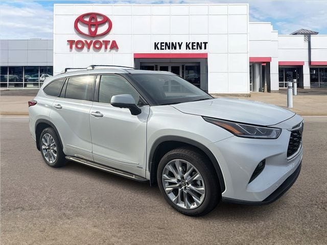 2023 Toyota Highlander Hybrid Limited AWD