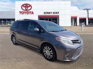 2020 Toyota Sienna XLE Premium Van