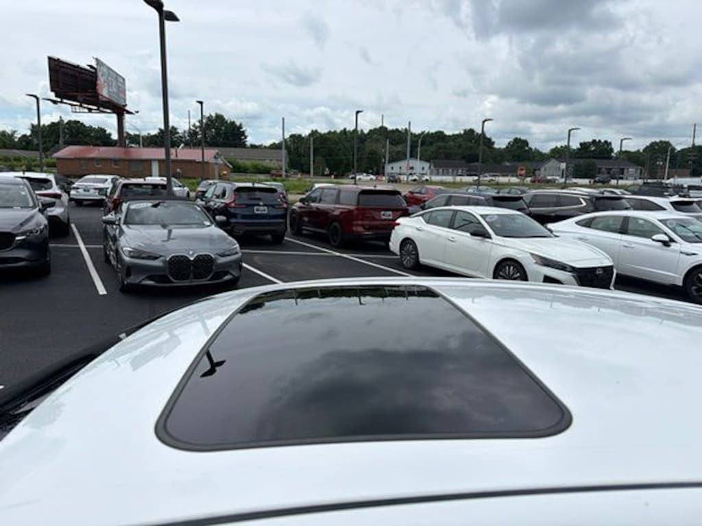 Used 2021 Toyota Camry SE Sedan