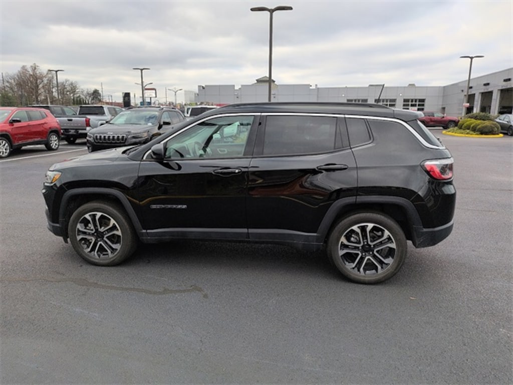 Used 2022 Jeep Compass Limited SUV