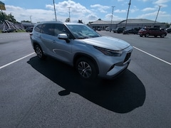 2022 Toyota Highlander XLE SUV