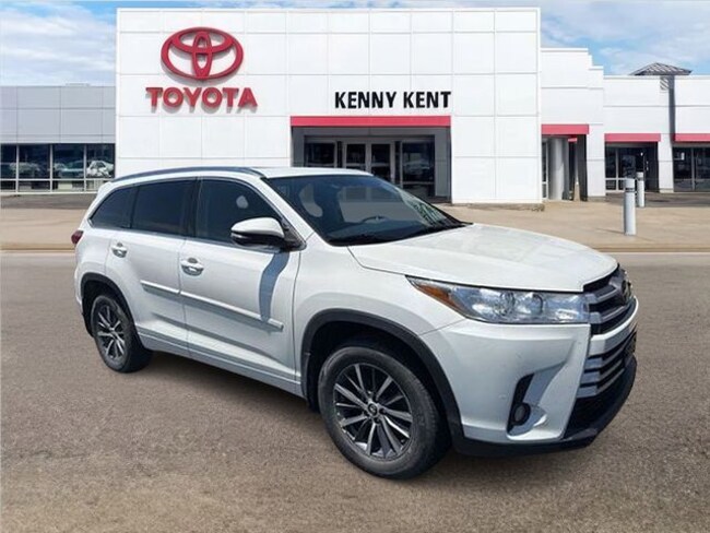 2017 Toyota Highlander XLE SUV