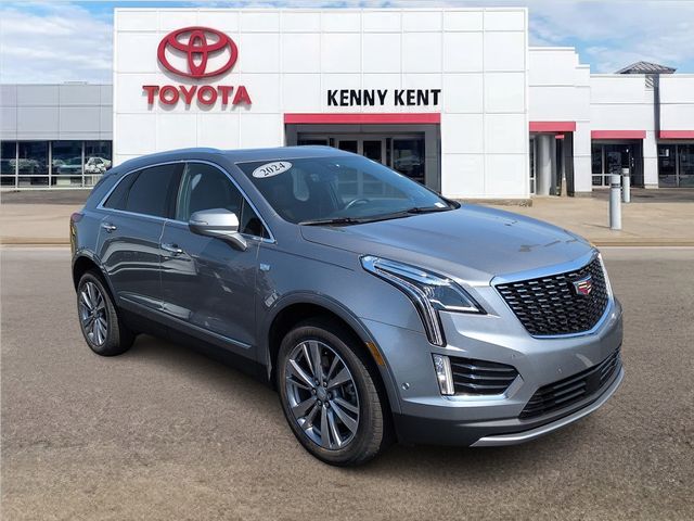 Argent Silver 2024 Cadillac XT5 Premium Luxury FWD SUV / Crossover Front-Wheel Drive 9-Speed Automatic
