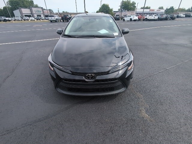 2024 Toyota Corolla LE photo 2