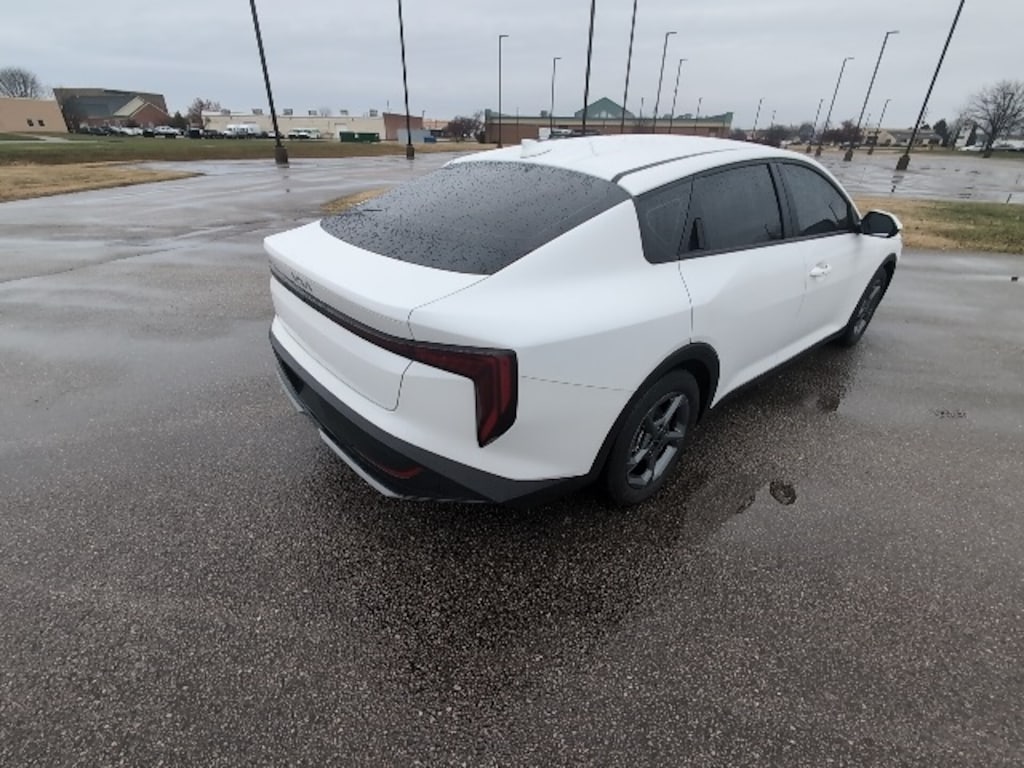 Used 2025 Kia K4 LXS Sedan