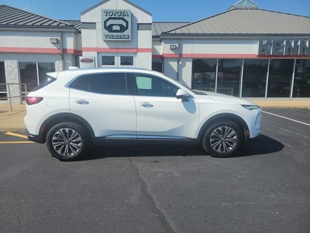 Used 2024 Buick Envision Preferred SUV