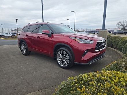 2026 Toyota Highlander Hybrid Platinum SUV